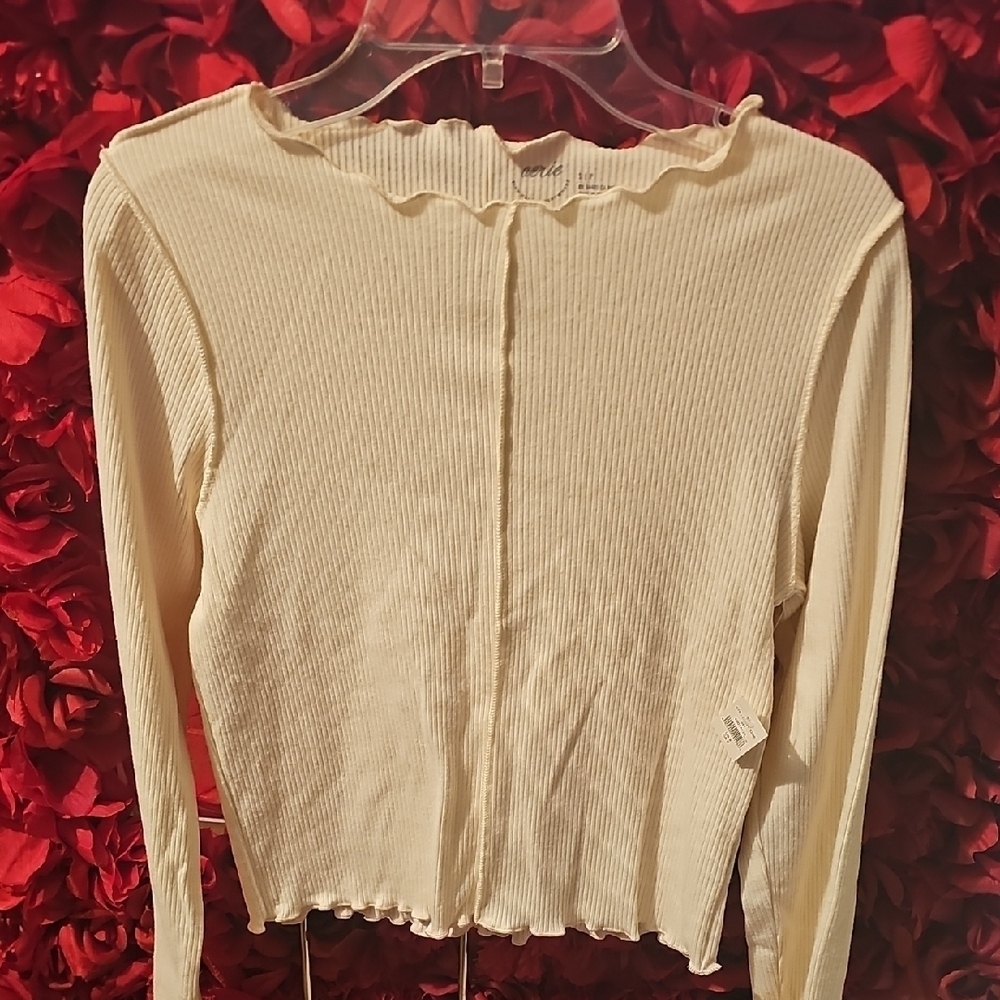 Aerie NWT Girls Cream Ribbed Long Sleeve Top Size Small